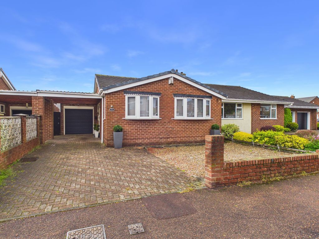 2 bed semi-detached bungalow for saleThe Rowans, Eighton Banks NE9