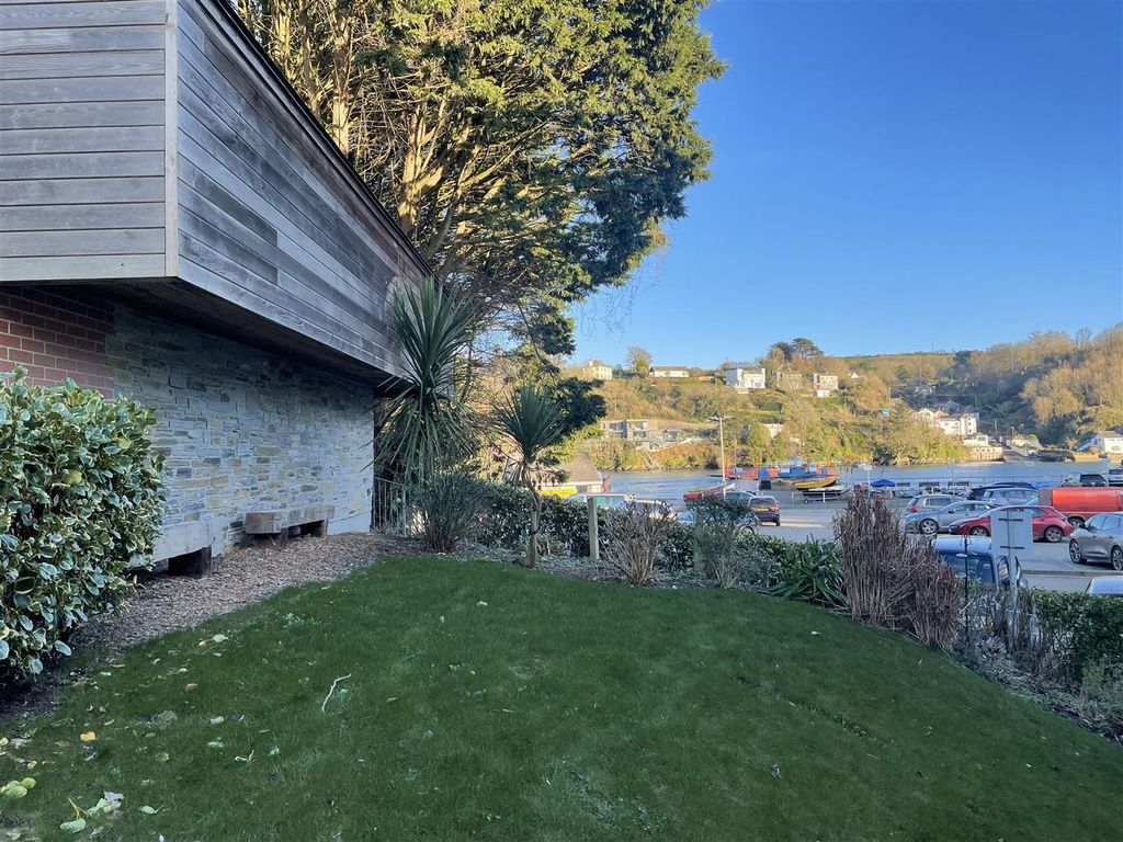 Additional image 10 of 2 bed flat for saleStation Road, Fowey PL23