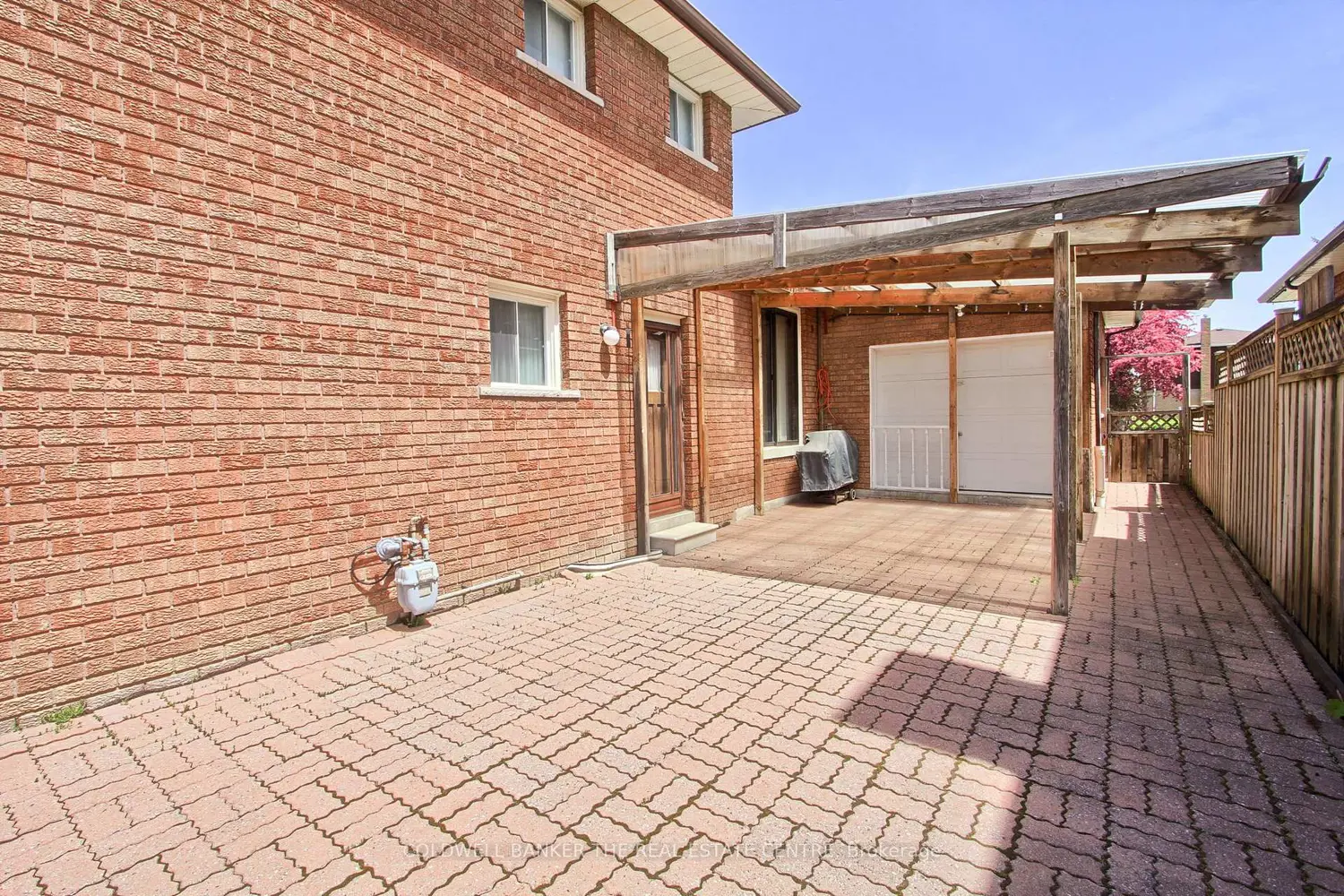 Additional image 12 of 318 Colborne Street