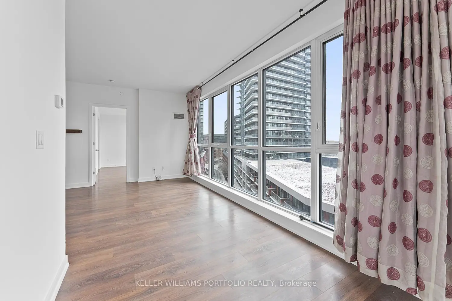 Additional image 10 of 50 Bruyeres Mews 1009