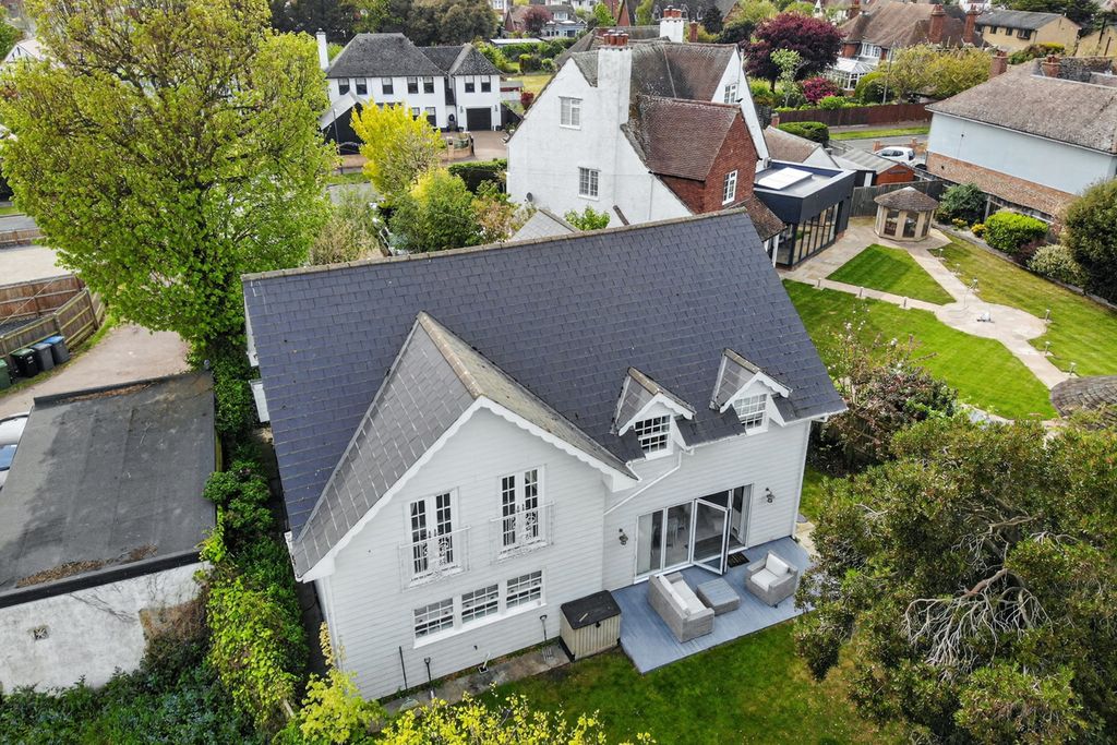 Additional image 33 of 4 bed detached house for saleMarcus Road, Old Felixstowe, Suffolk IP11