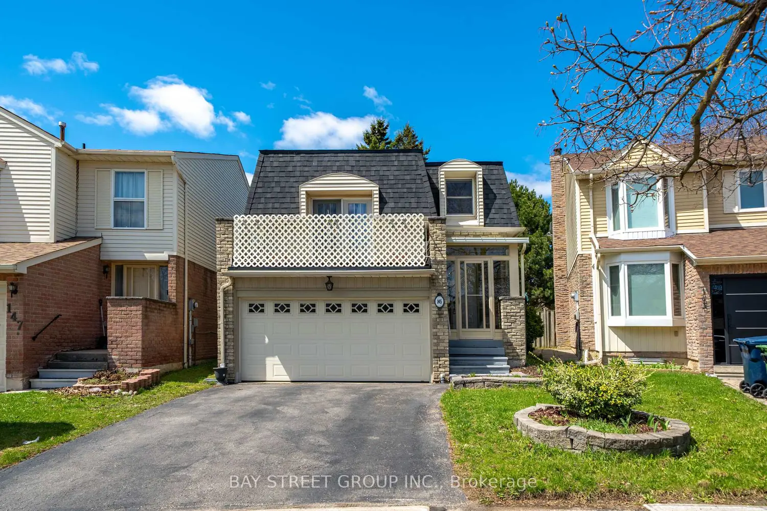 145 Sandyhook Square