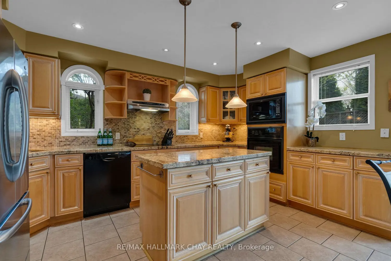 Additional image 5 of 34 Crompton Drive