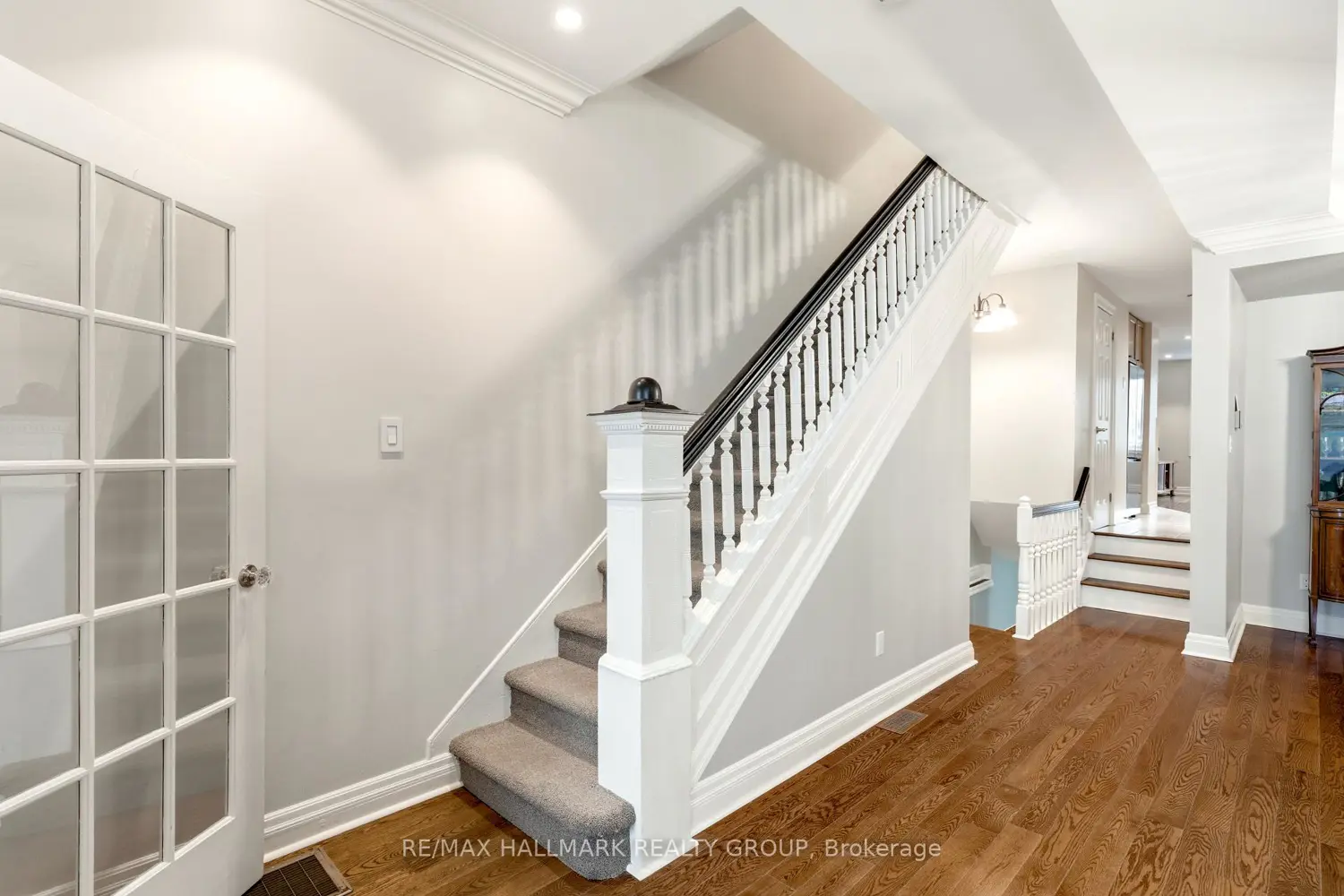 417 Daly Avenue photo 4