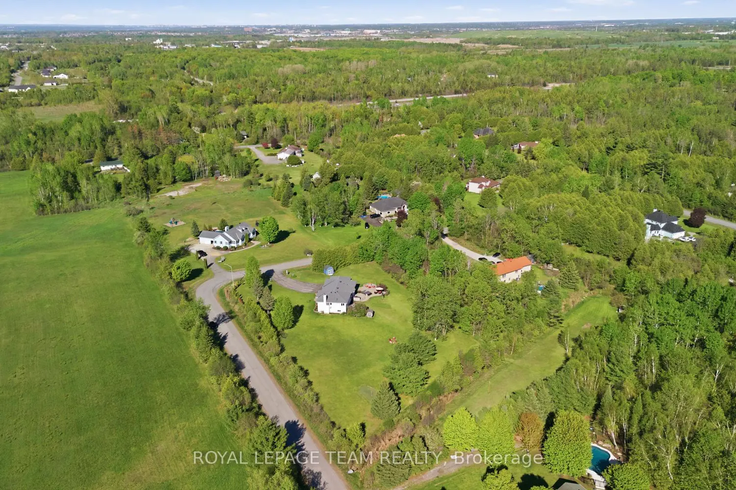 118 Rushing Brook Drive photo 5