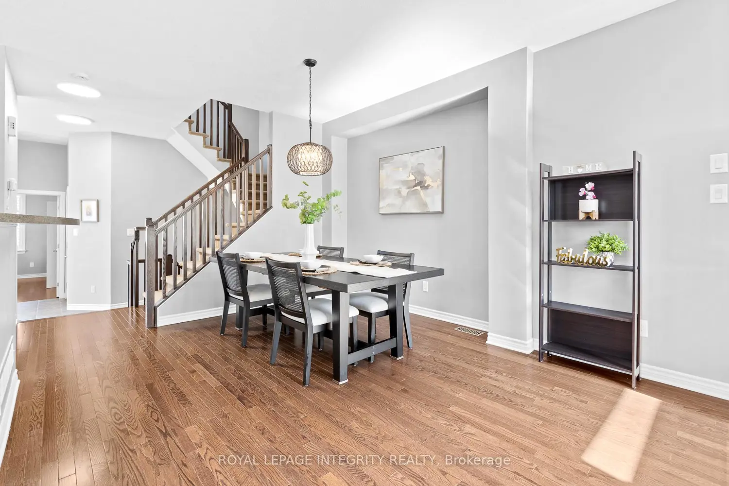 179 Flat Sedge Crescent photo 2