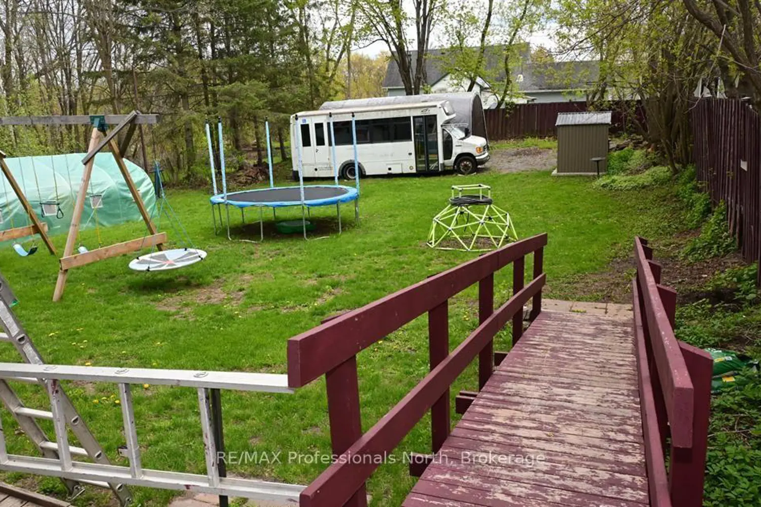 103 St Lawrence Street photo 5