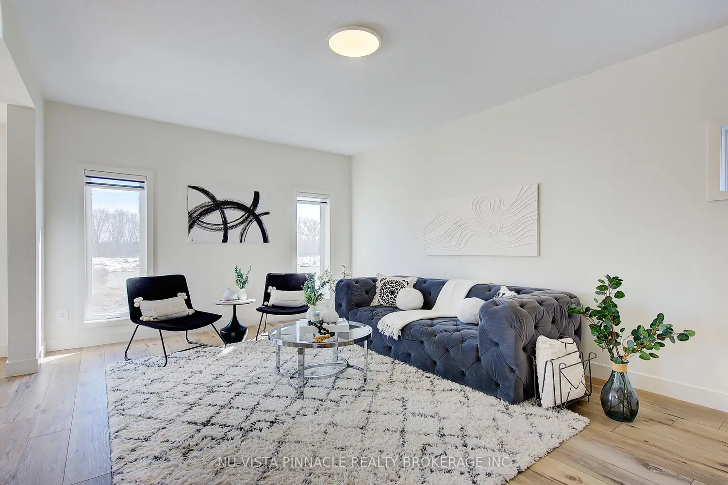 1377 Twilite Boulevard photo 3