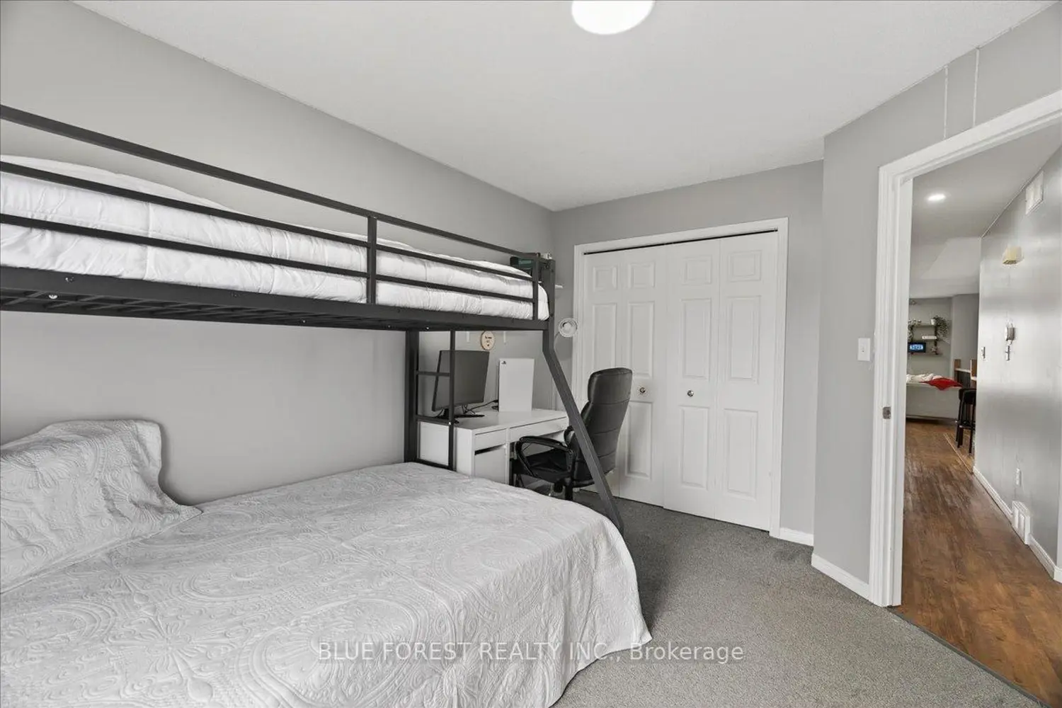 54 Stokes Road photo 4