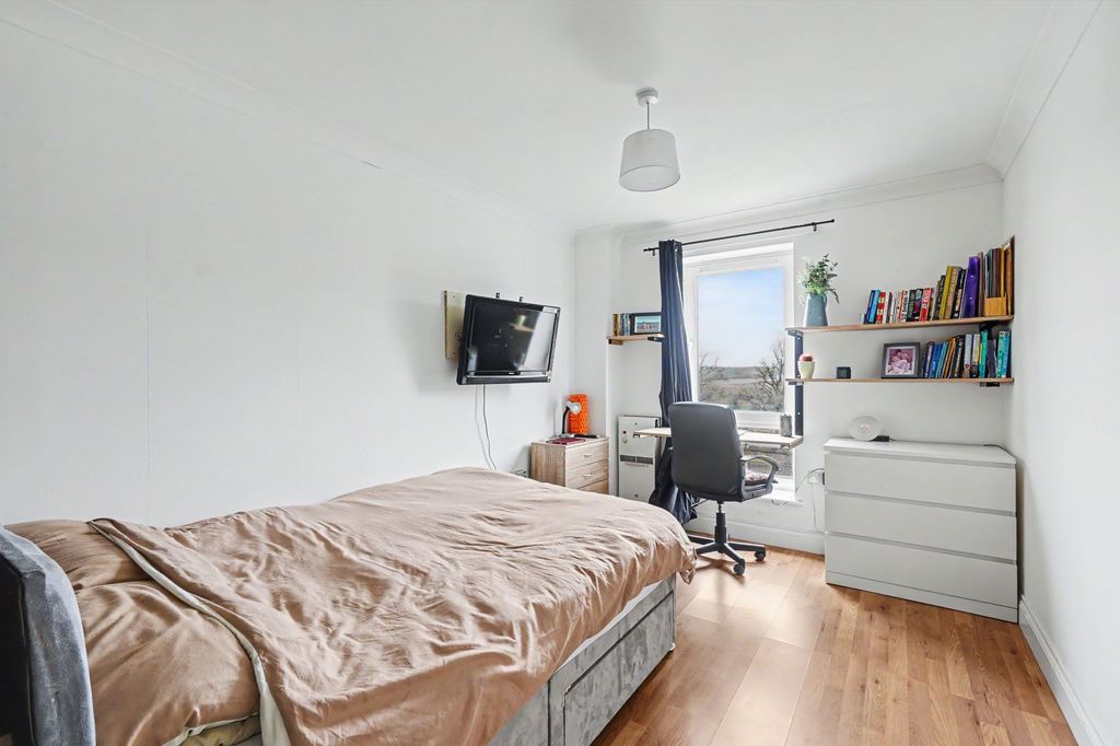 Additional image 12 of 2 bed flat for saleDock Road, Chatham ME4