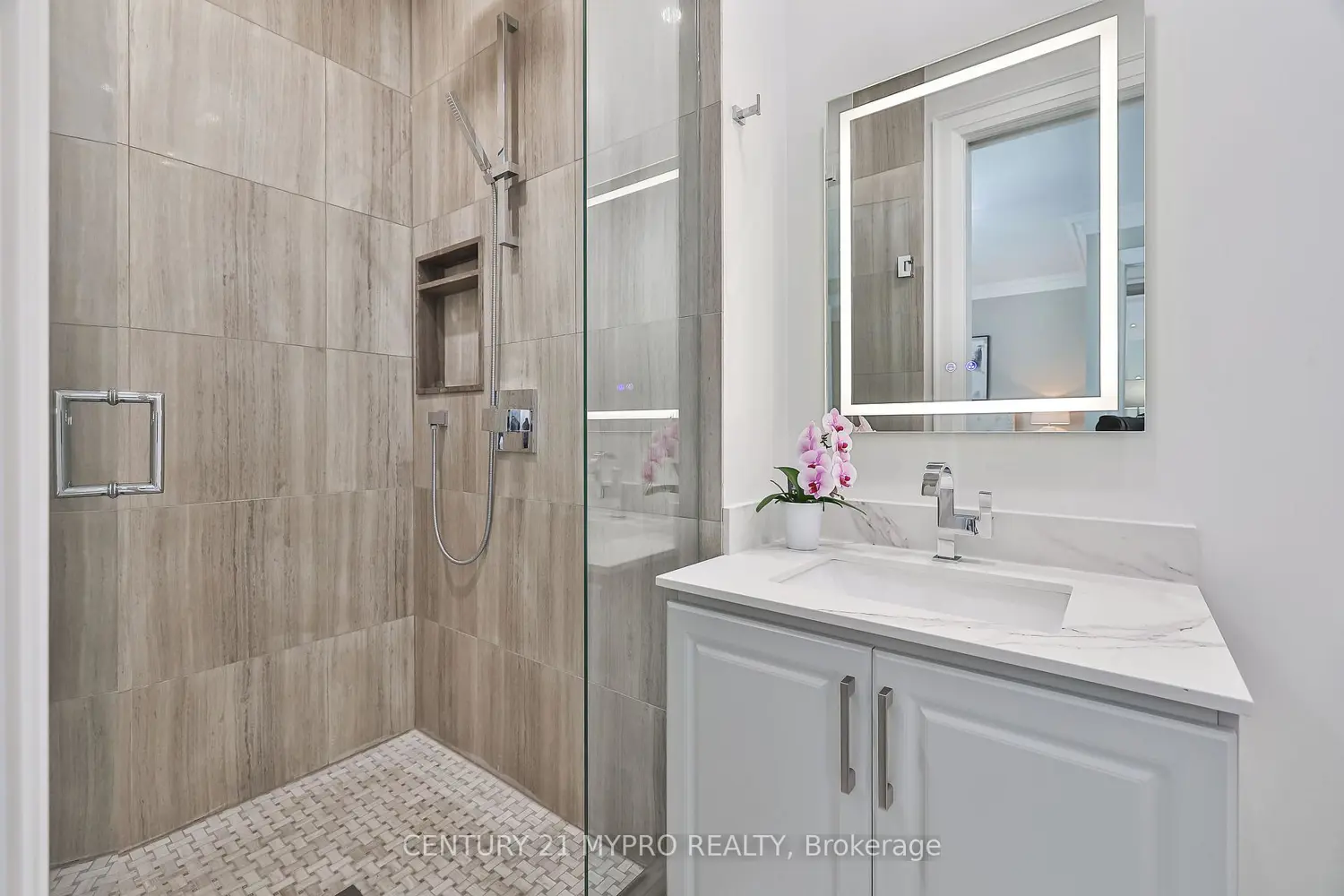 Additional image 12 of 1389 Weaver Avenue