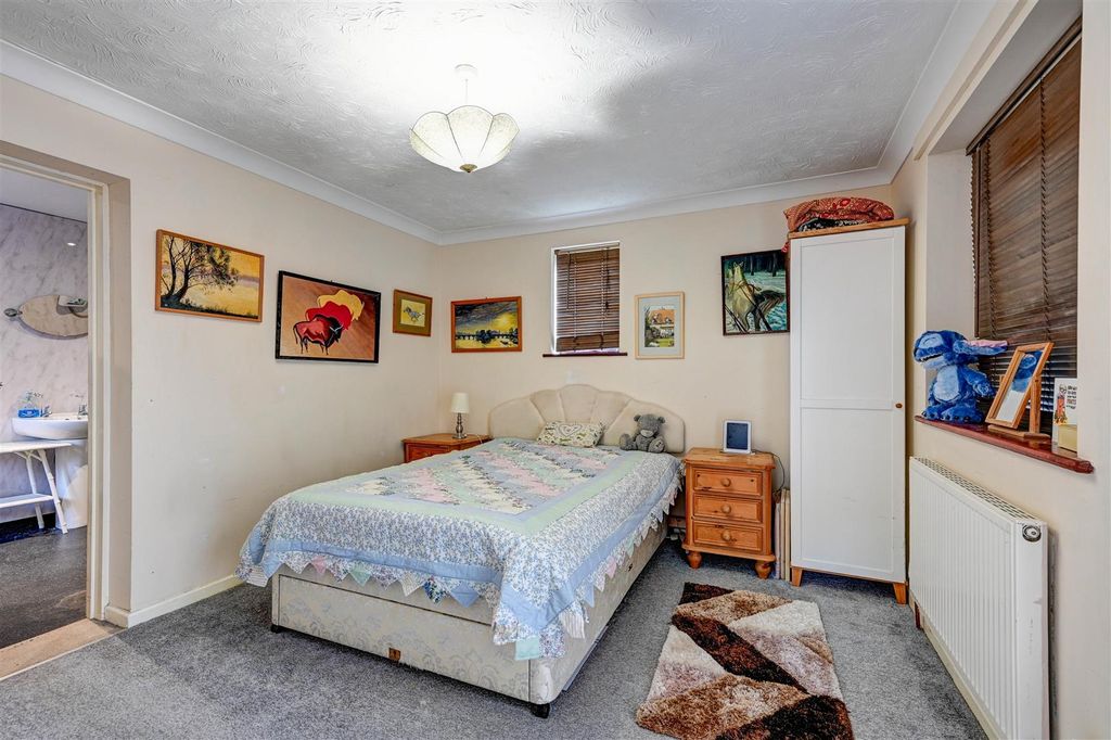 Additional image 12 of 5 bed detached house for saleFell Way, Bradwell, Great Yarmouth NR31