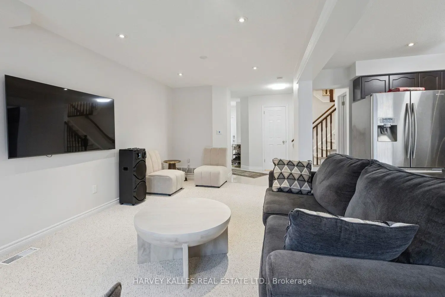 Additional image 4 of 409 Tealby Crescent