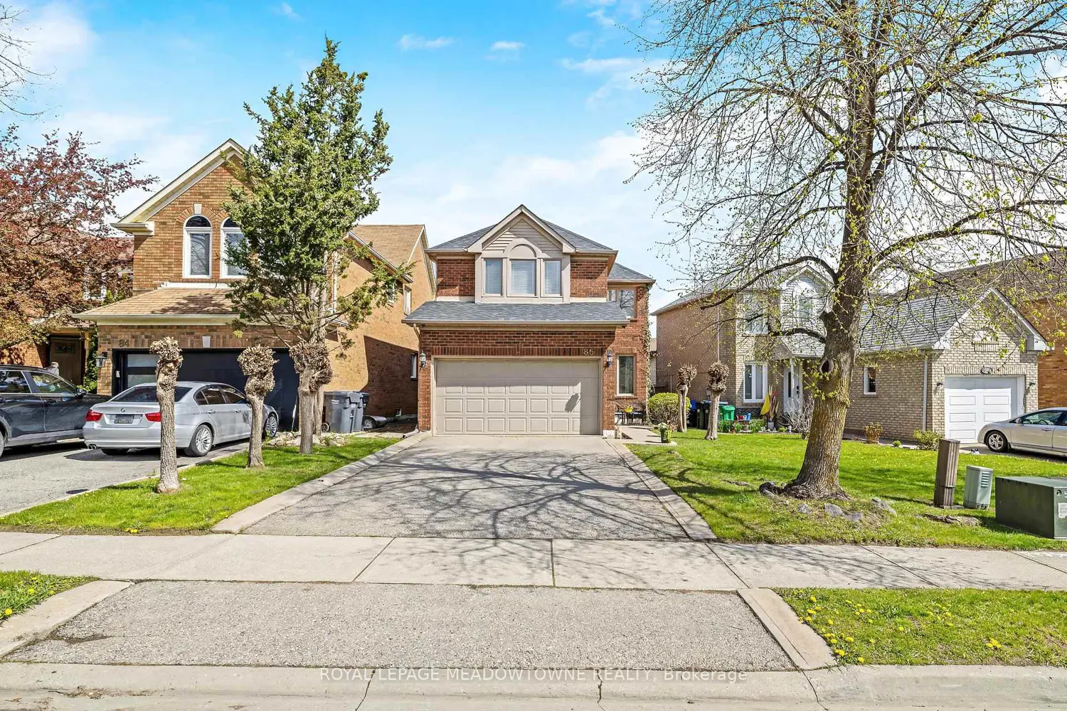 86 Rocky Mountain Crescent