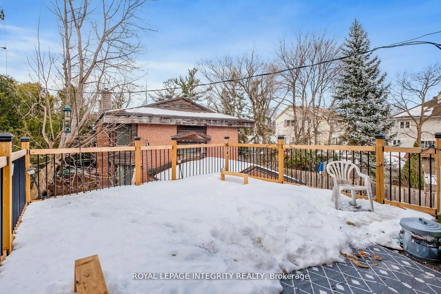 1031 Carling Avenue photo 5