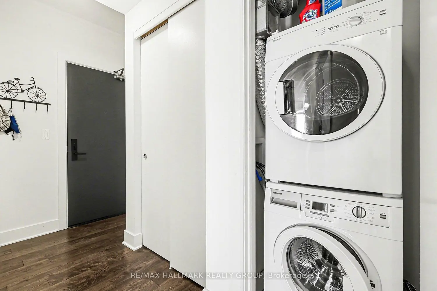 Additional image 14 of 255 Bay Street 1412