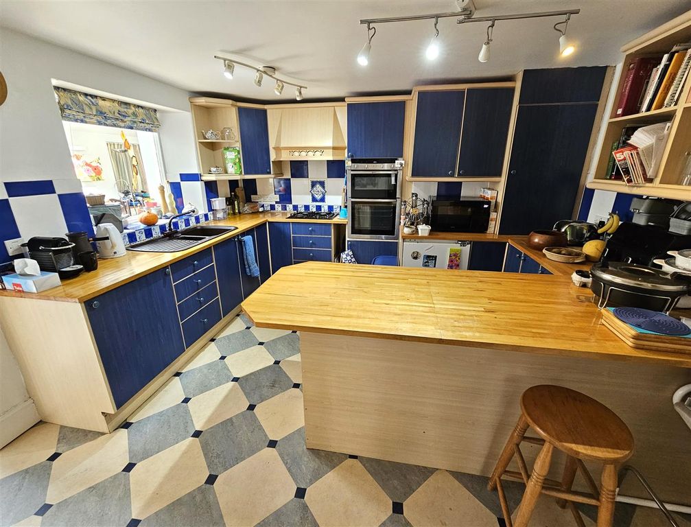 Additional image 9 of 4 bed semi-detached house for saleSt. Anns Chapel, Gunnislake PL18