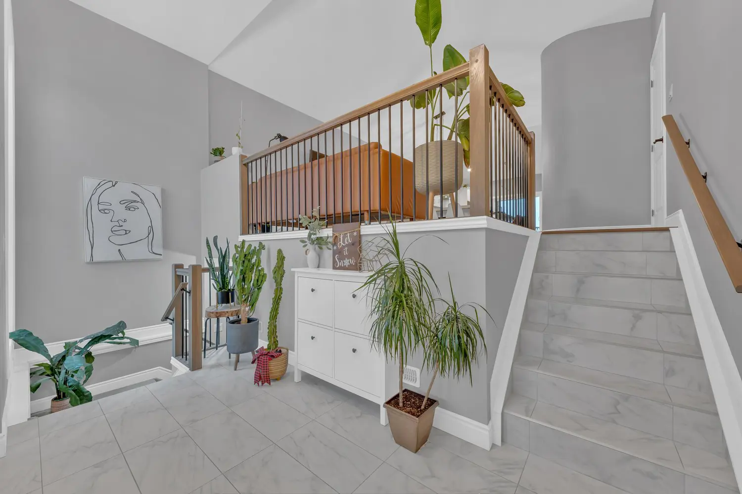 49 Kingsbridge Drive photo 5