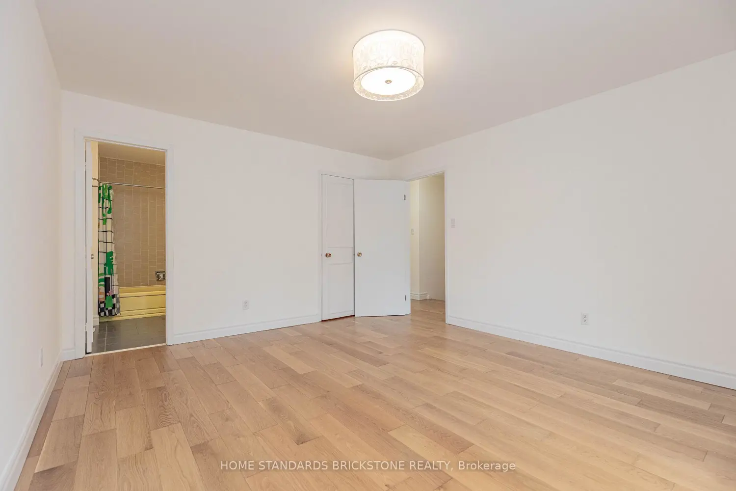 Additional image 12 of 27 Proudbank Millway 50