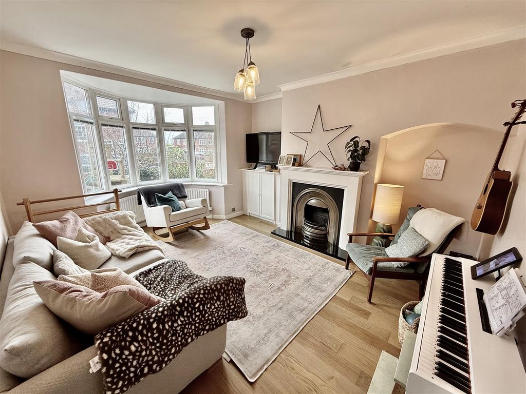 Additional image 3 of 4 bed semi-detached house for saleFelton Crescent, Gateshead NE8
