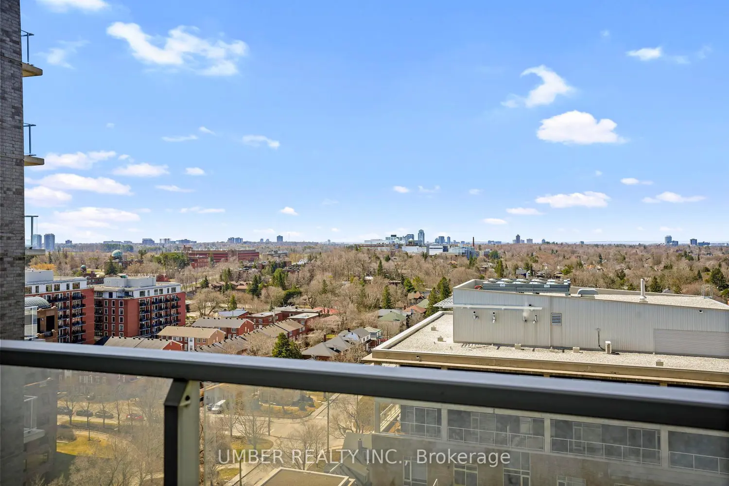 111 Champagne Avenue 1601 photo 4