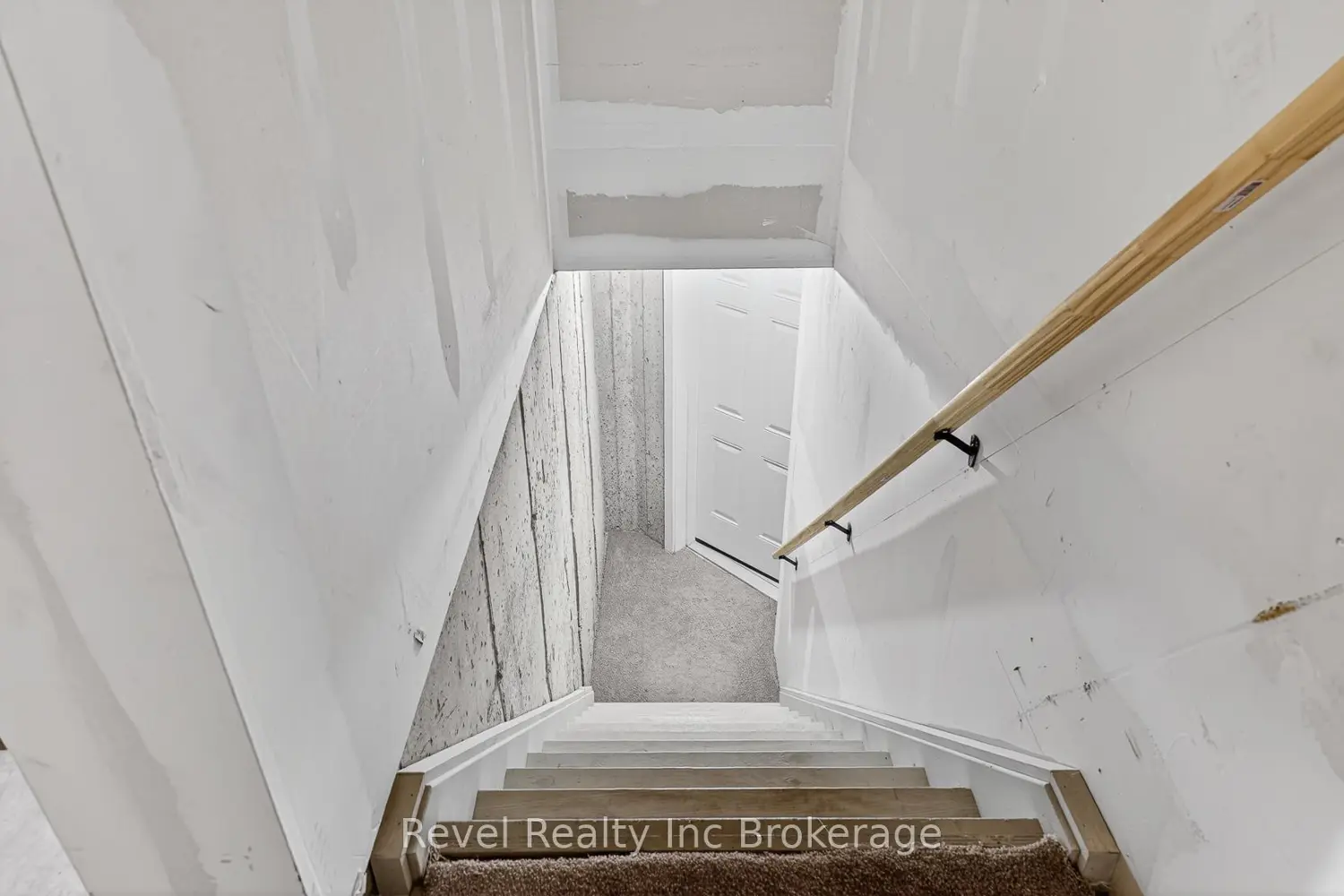 Additional image 15 of 32 Sutherland Crescent