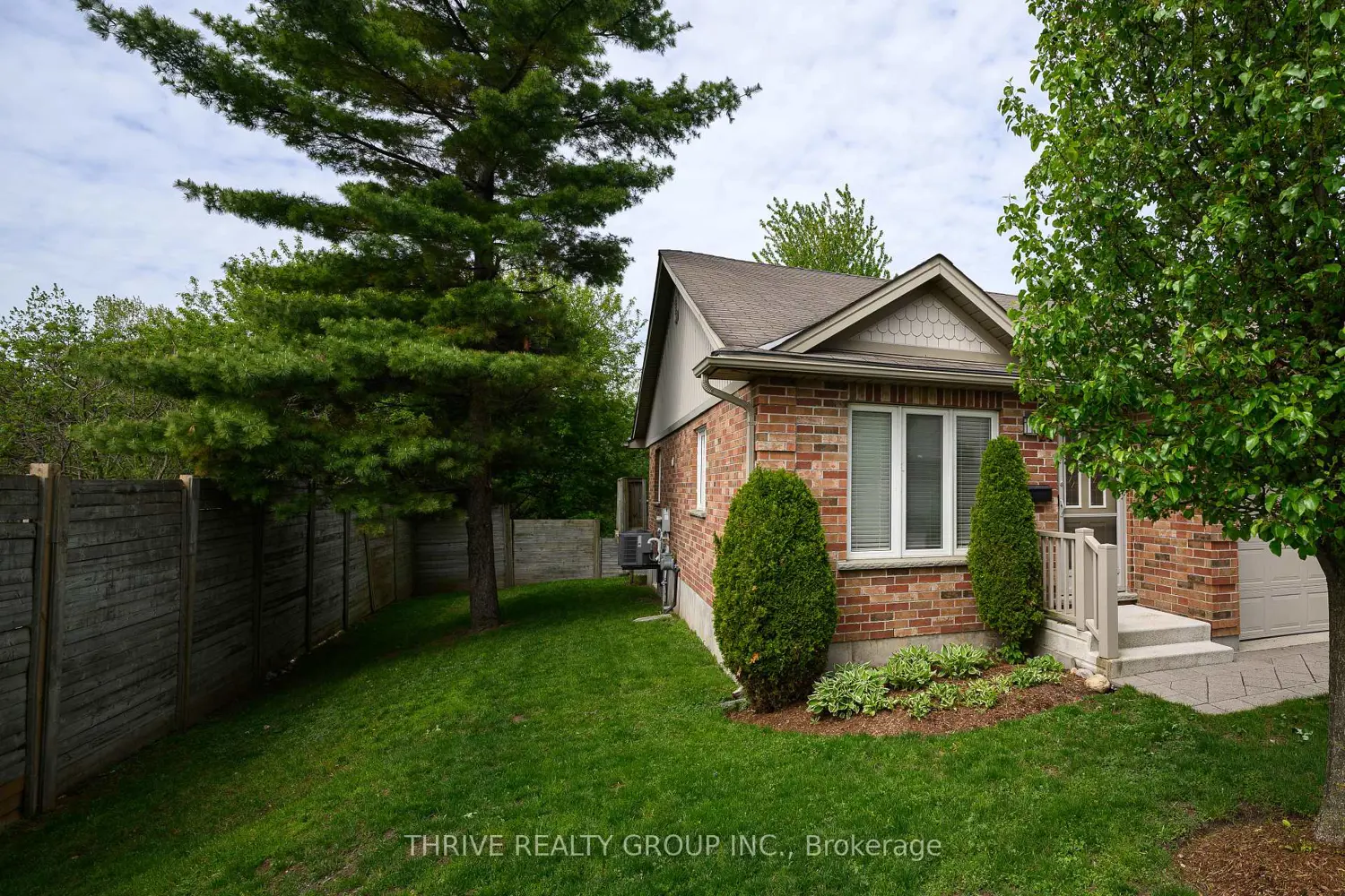 43 Capulet Walk 24