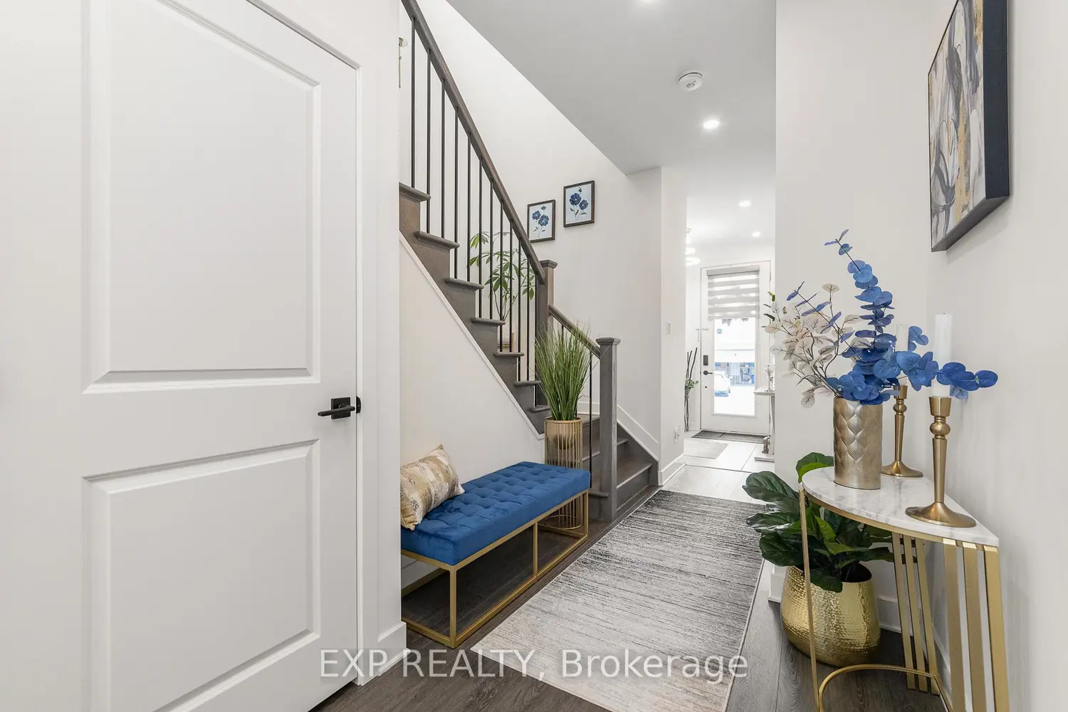 209 Pingwi Place photo 2