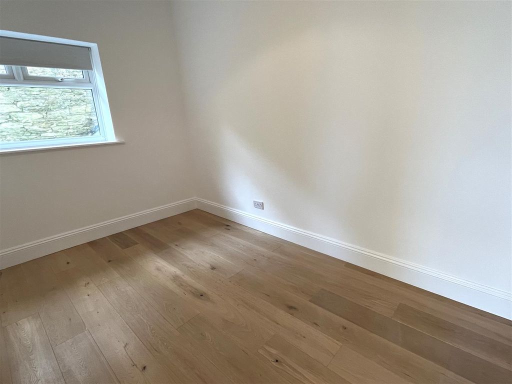 Additional image 9 of 2 bed flat for saleTower Park, Fowey PL23