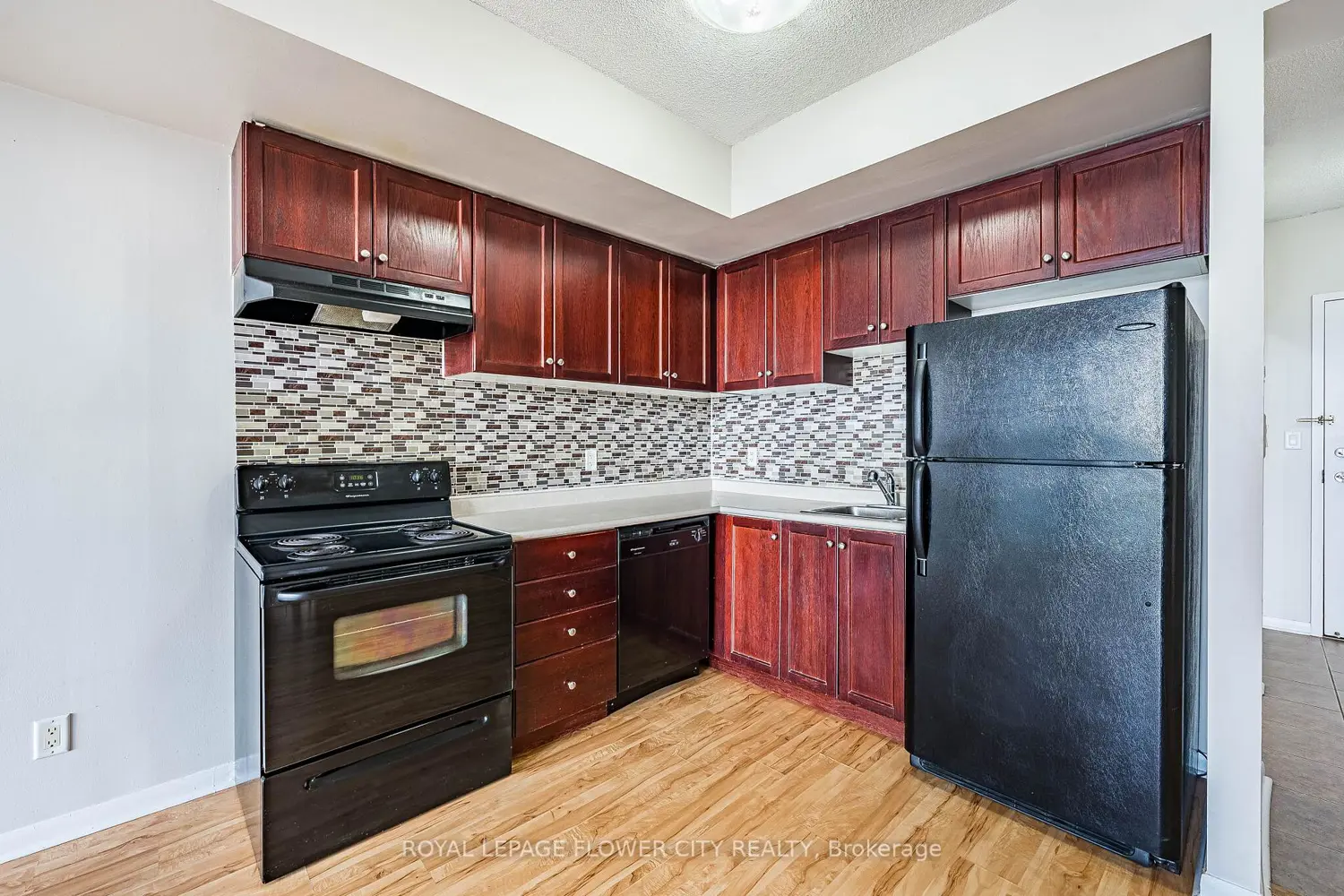 Additional image 9 of 2464 Weston Road 907