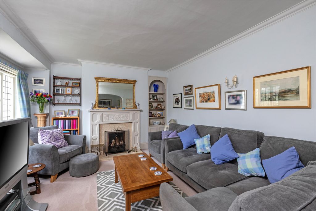 Additional image 17 of 7 bed detached house for saleWhitmead Lane, Tilford, Farnham, Surrey GU10