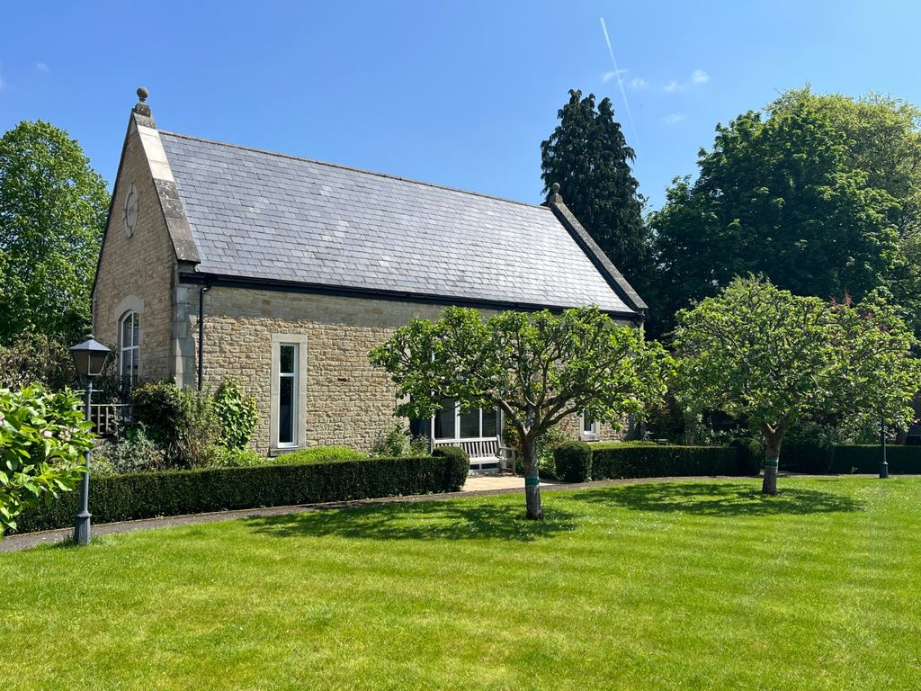 Additional image 15 of 3 bed end terrace house for saleThe Orchard, The Croft, Fairford, Gloucestershire GL7