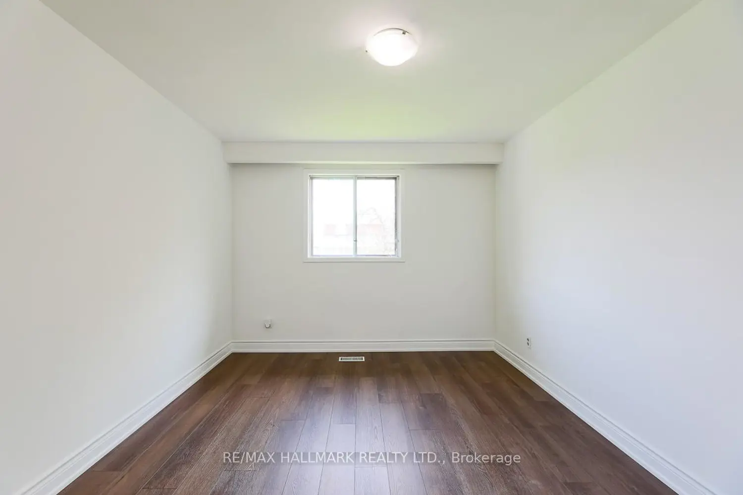 Additional image 10 of 767 Midland Avenue