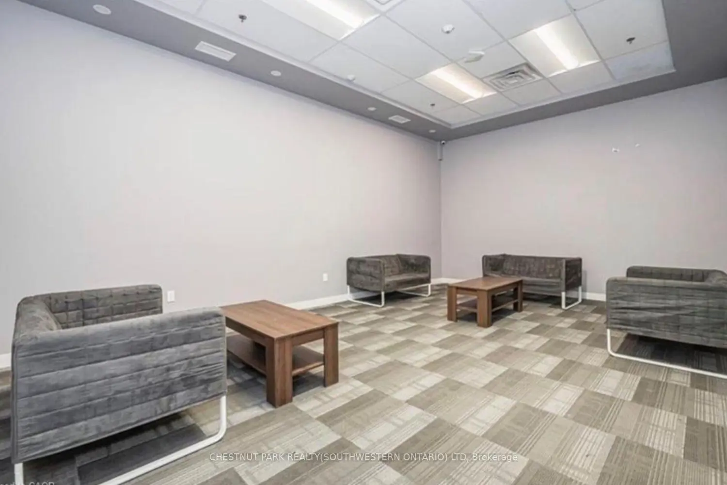 Additional image 18 of 308 Lester Street 528