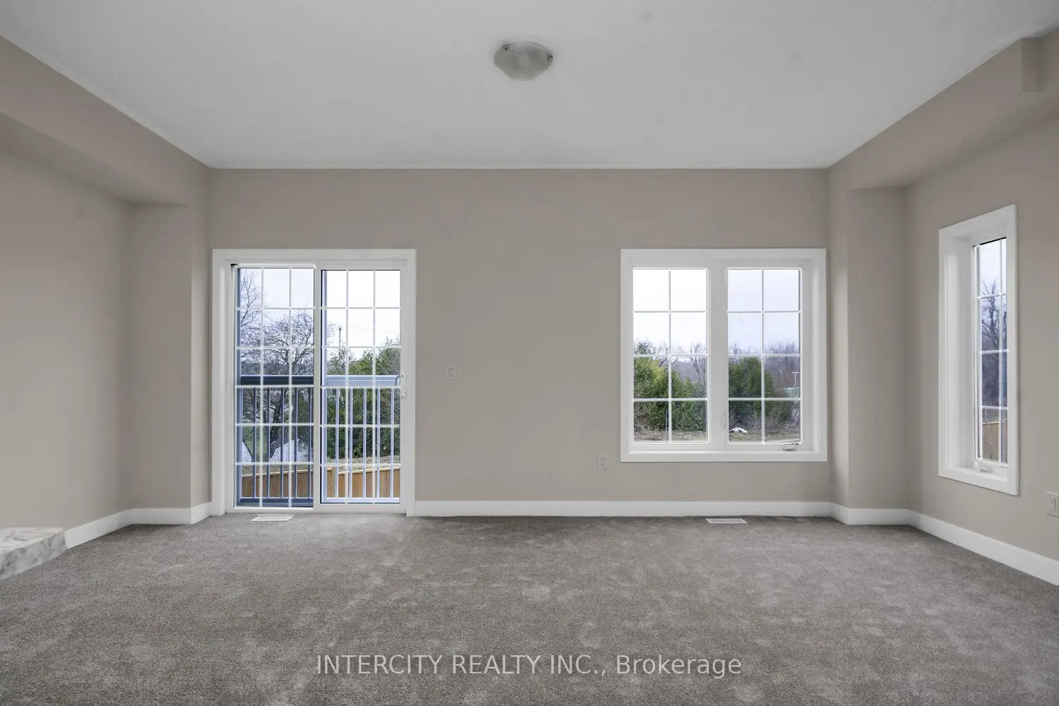 Additional image 8 of 104 Walden Drive Blk 7 Unit 1