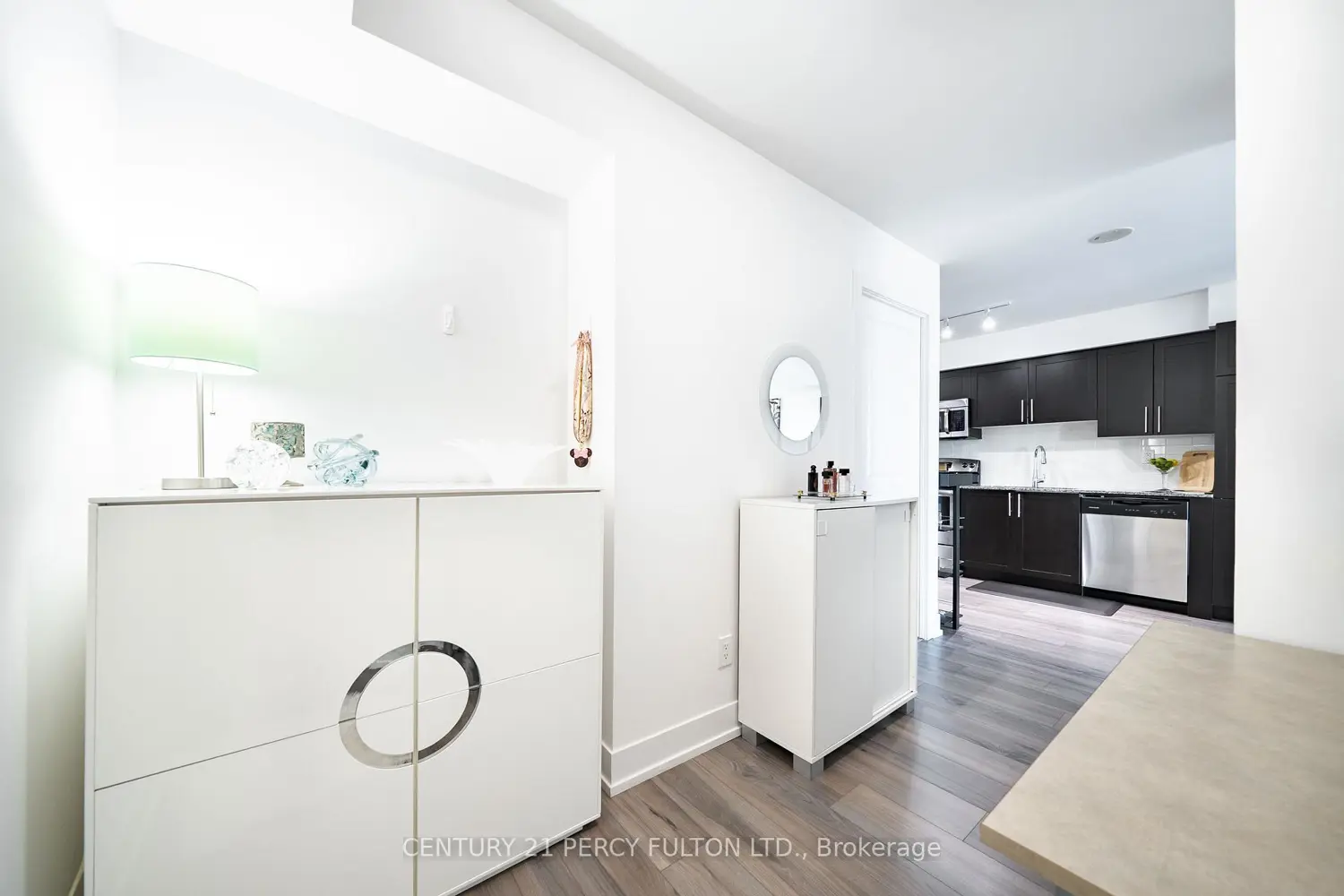 Additional image 13 of 1215 Bayly Street 1303