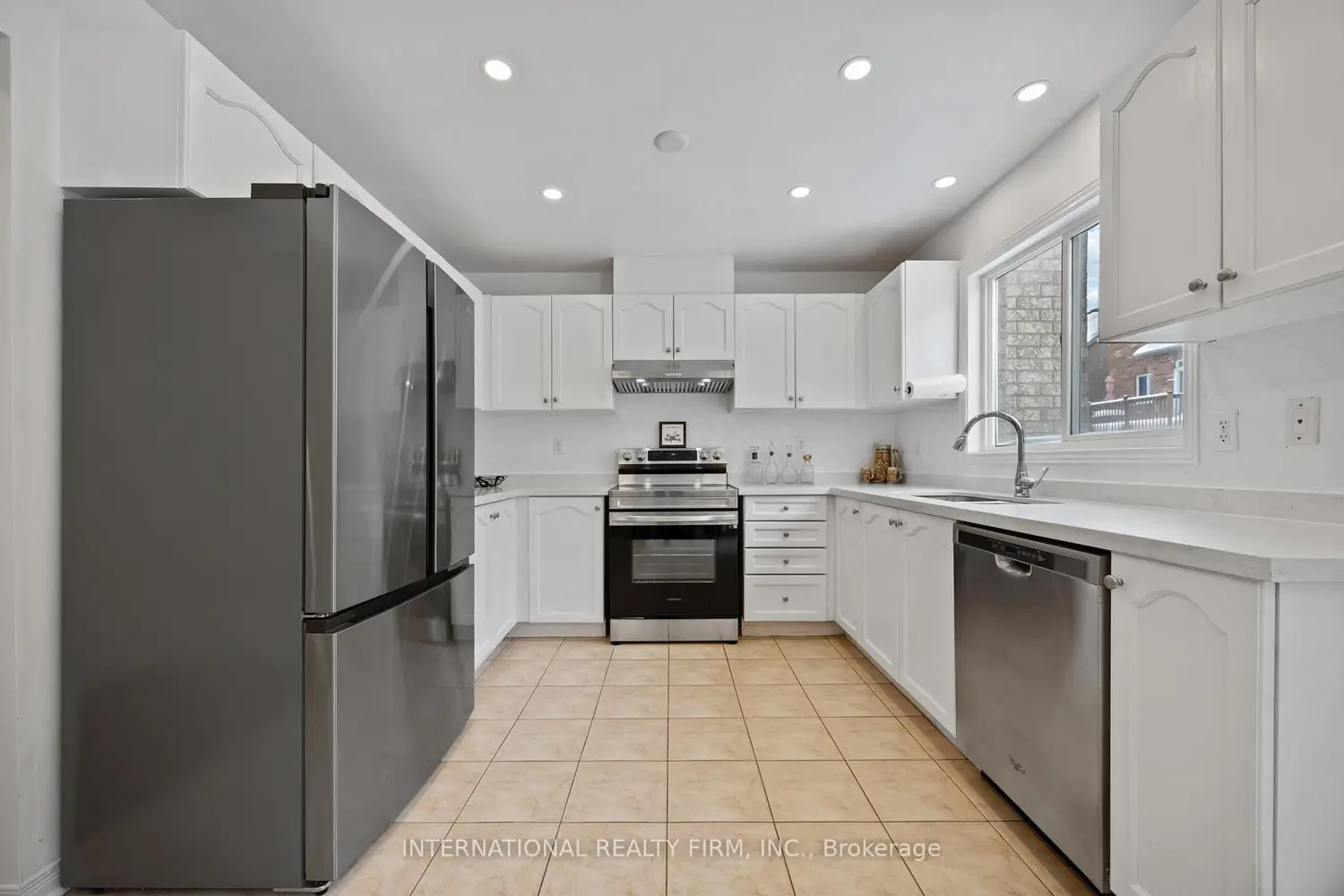 Additional image 6 of 340 Flagstone Way