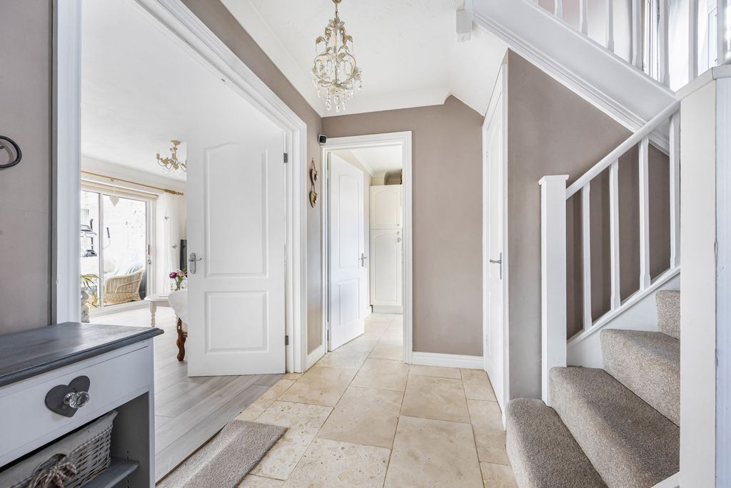 Additional image 10 of 4 bed detached house for saleWilles Close, Faringdon, Oxfordshire SN7