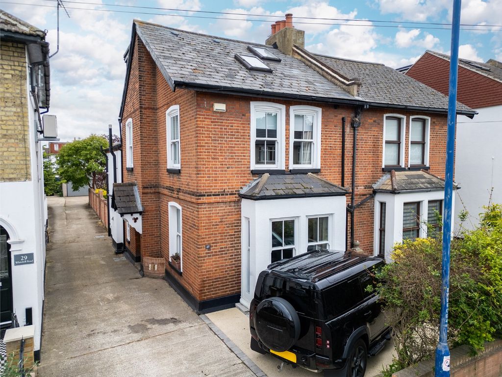 4 bed semi-detached house for saleWhitehill Road, Gravesend DA12