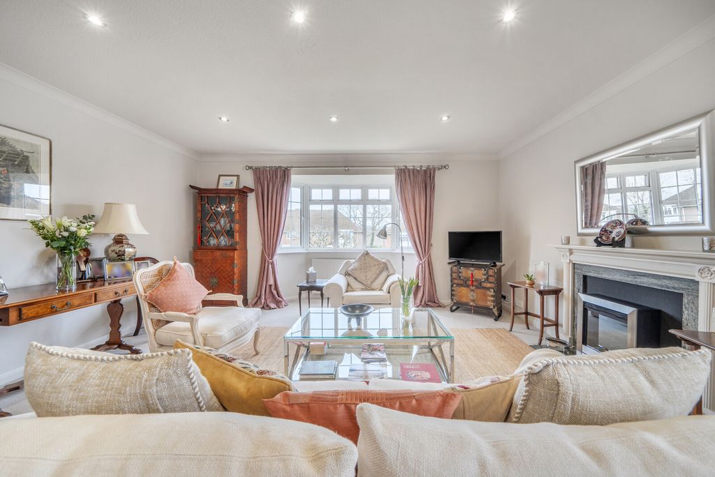 Additional image 12 of 3 bed maisonette for saleTrafalgar Court, Farnham GU9
