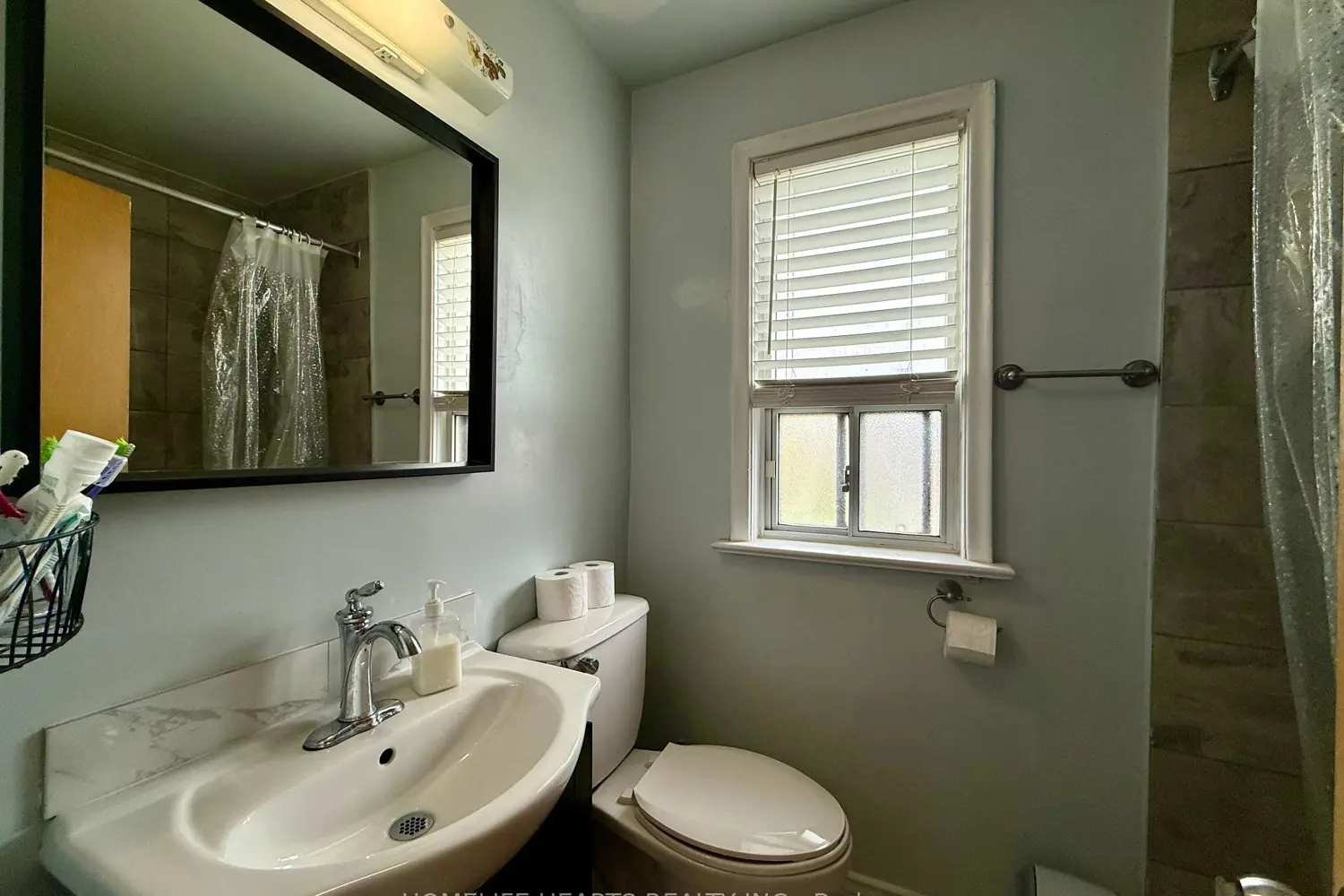 Additional image 9 of 70 Fernando Road