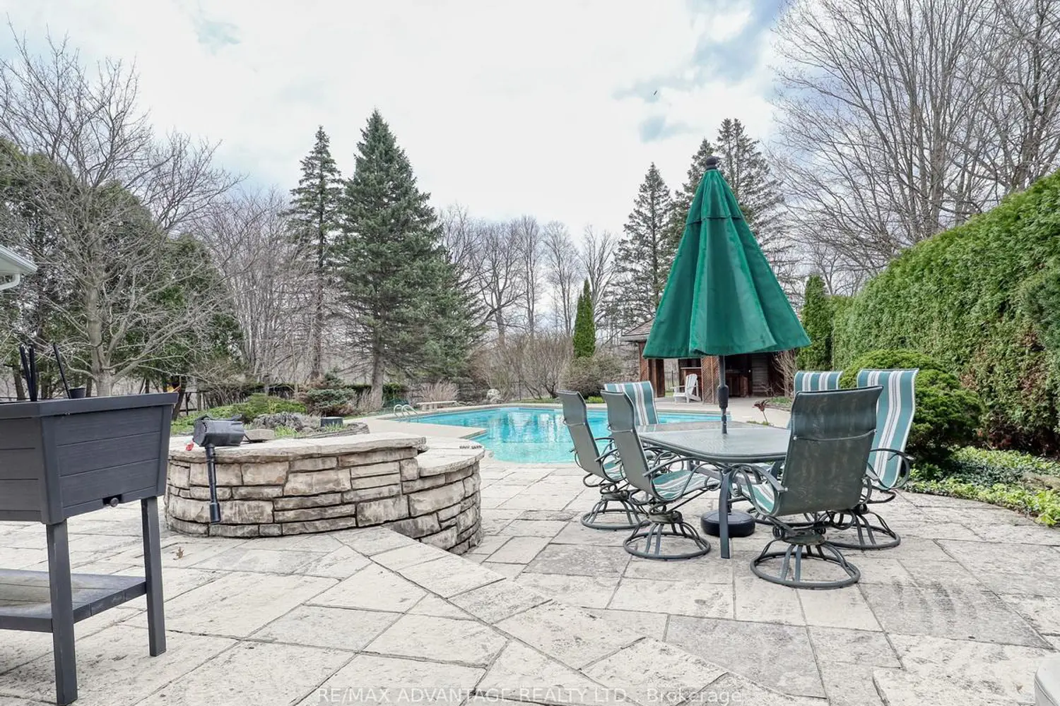 110 Whiteacres Drive