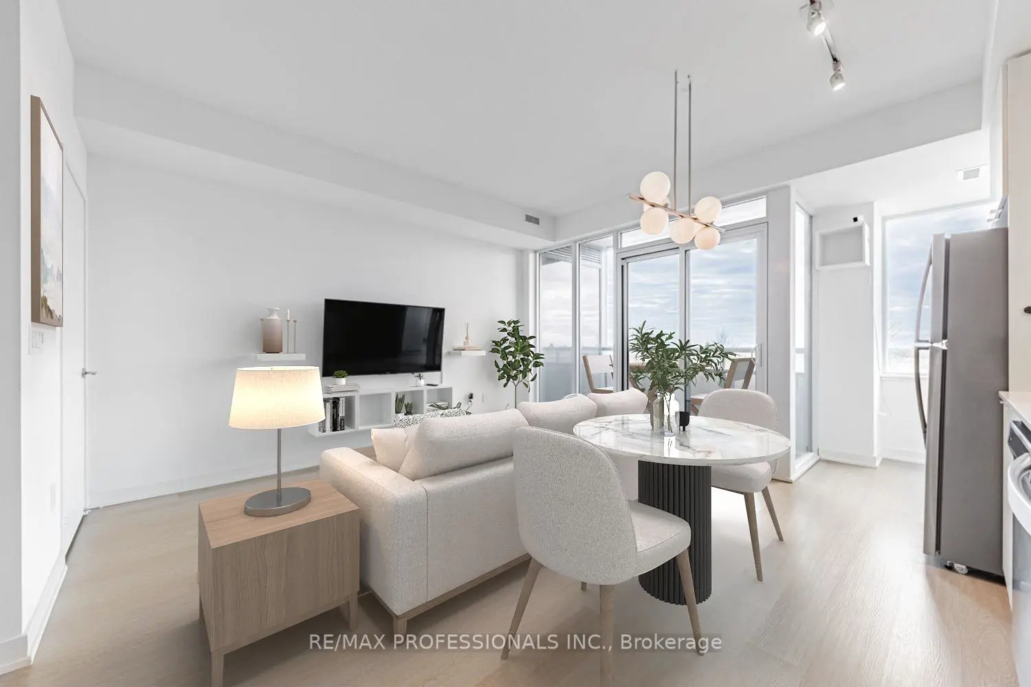 Additional image 5 of 859 The Queensway 313