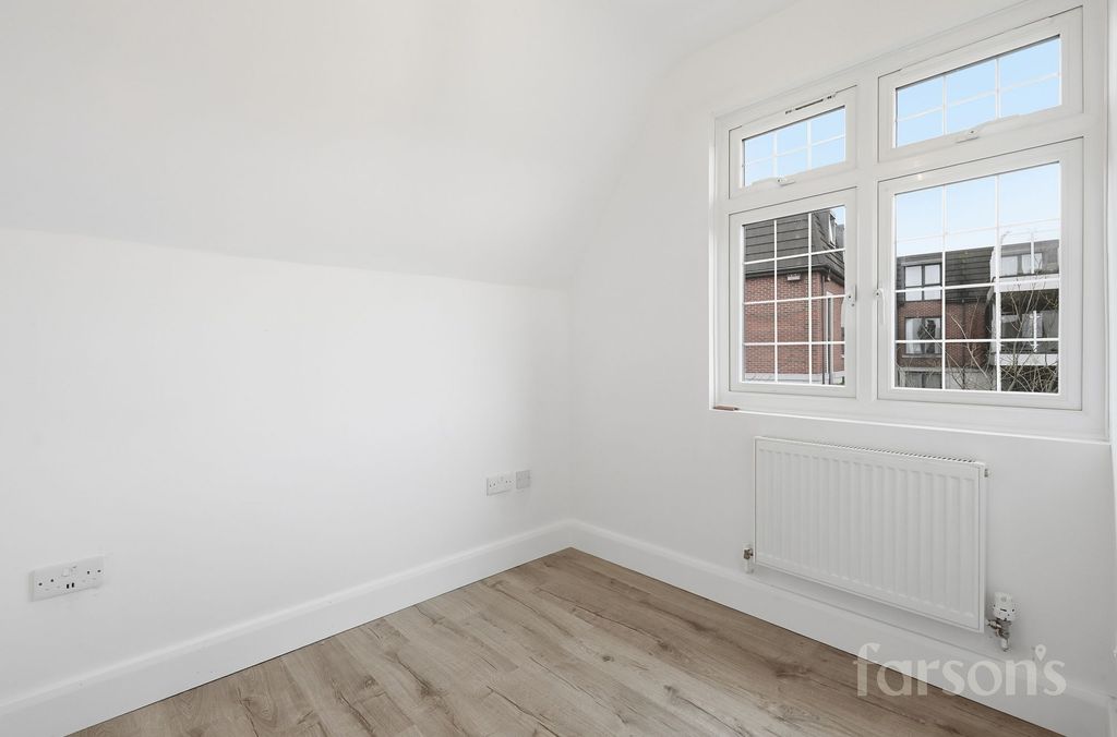 Additional image 13 of 4 bed detached house for saleColyers Lane, Erith DA8