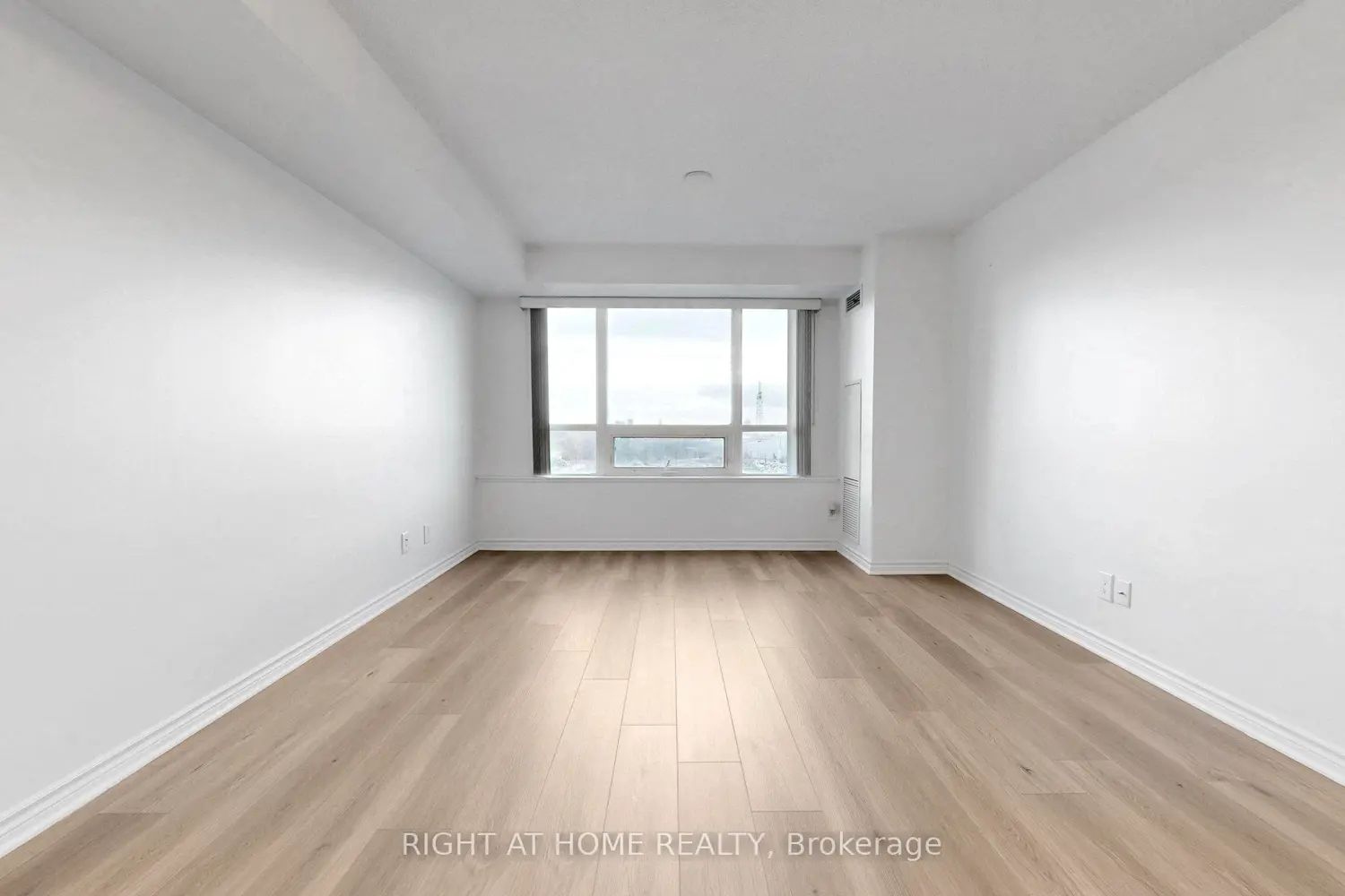 Additional image 9 of 2020 Mcnicoll Avenue 807