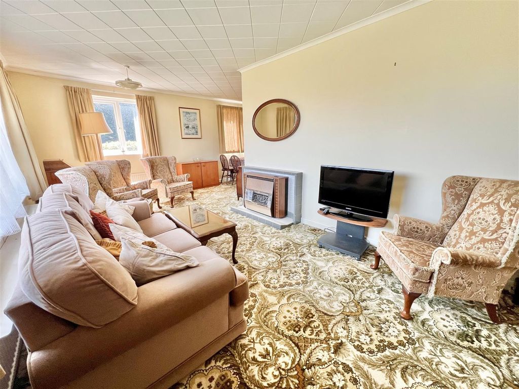 Additional image 4 of 3 bed detached bungalow for saleFreshwater, Isle Of Wight PO40