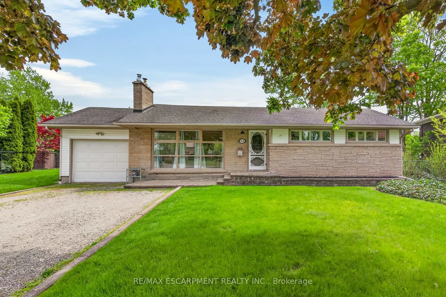 31 Larchwood Drive photo 2