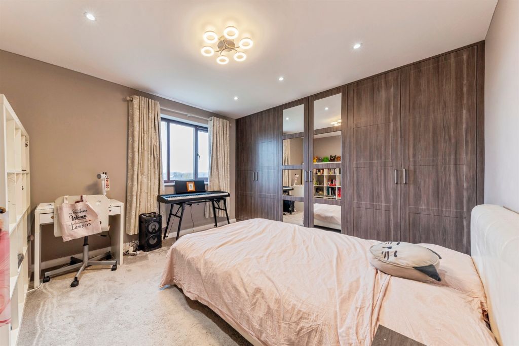 Additional image 10 of 5 bed detached house for saleBarrowby Gate, Grantham NG31