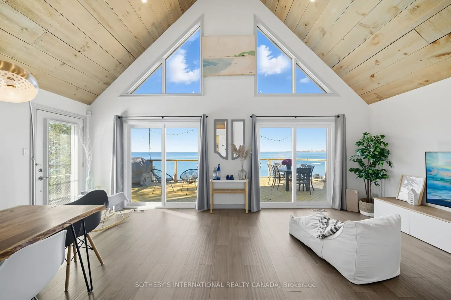 13 Sunset Drive photo 5