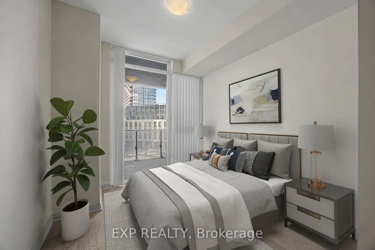 7895 Jane Street 309 photo 5